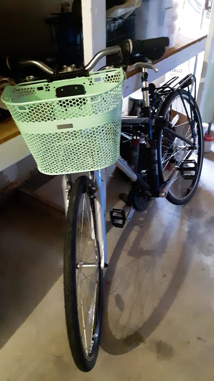 my bike with a new, light green basket