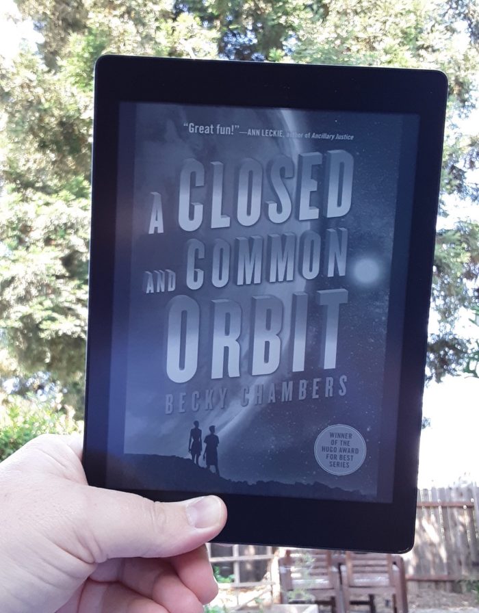 book cover of A Closed and Common Orbit on the kobo ereader