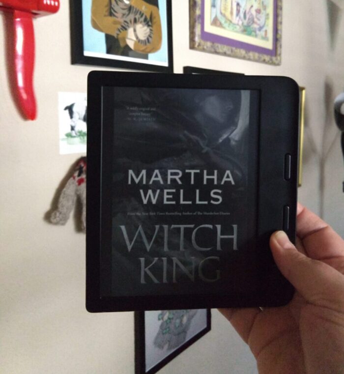 cover of Witch King by Martha Wells shown on kobo ereader