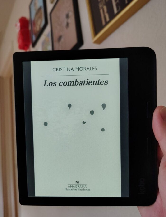 Book cover for Los comatientes on kobo ereader